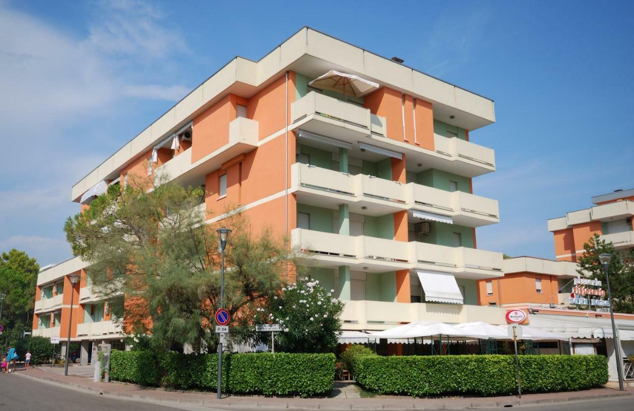 Condominio Cormoran Bibione Esterno foto